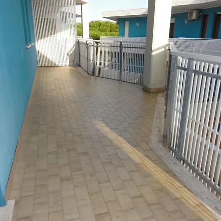 Daire Cozy Flat With Spacious Terrace Bibione